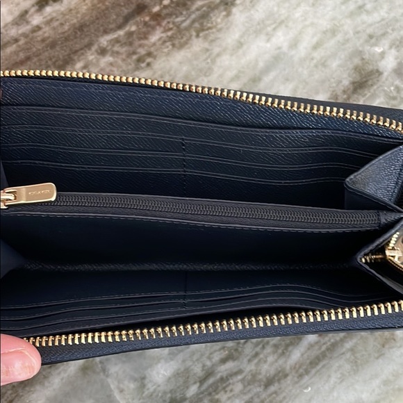 Coach navy wallet - Picture 2 of 3